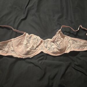 Lace Underwire Bra in Soft Pink